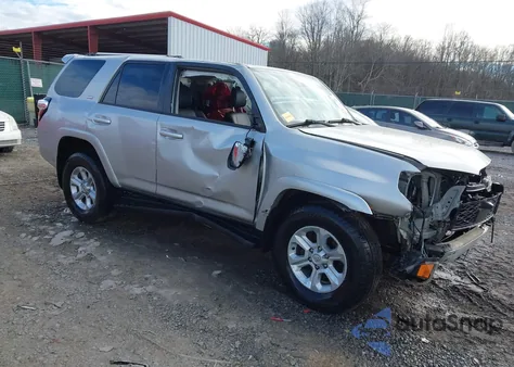 2023 Toyota 4Runner Sr5 Premium z USA, uszkodzony, nr VIN JTENU5JR2P6182744